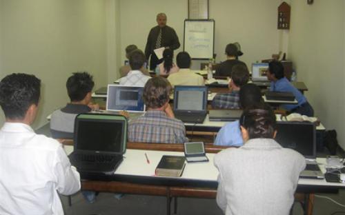 Class%20in%20Session%203.jpg Class%20in%20Session%203.jpg
